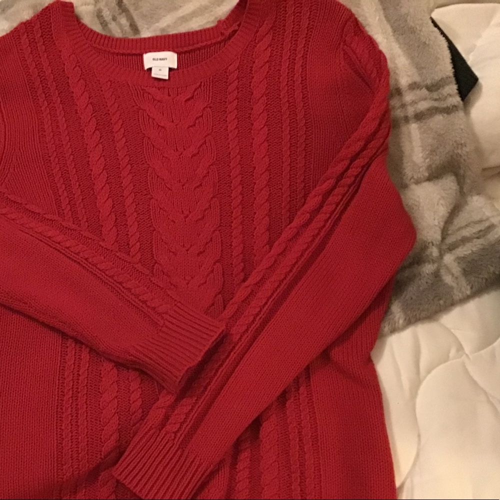 Red Old Navy sweater size M
